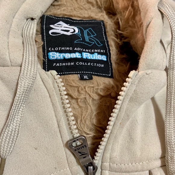 Jacket - Picture 2 of 4